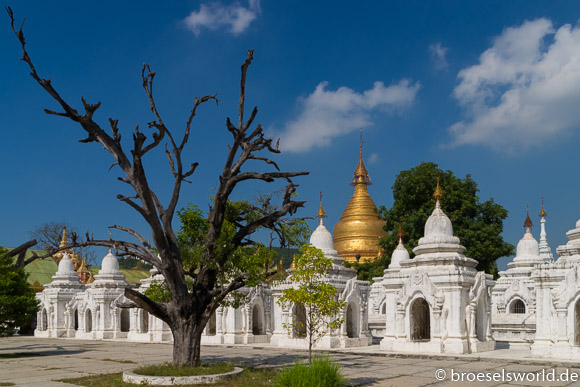 Kuthodaw Tempel in Mandalay, Myanmar
