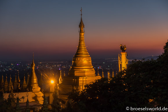 Sonnenuntergang am Mandalay Hill, Mandalay, Myanmar